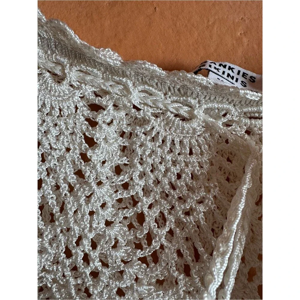 Frankies Bikinis Capri White Crochet Mini Skirt Cover Up NWT Medium